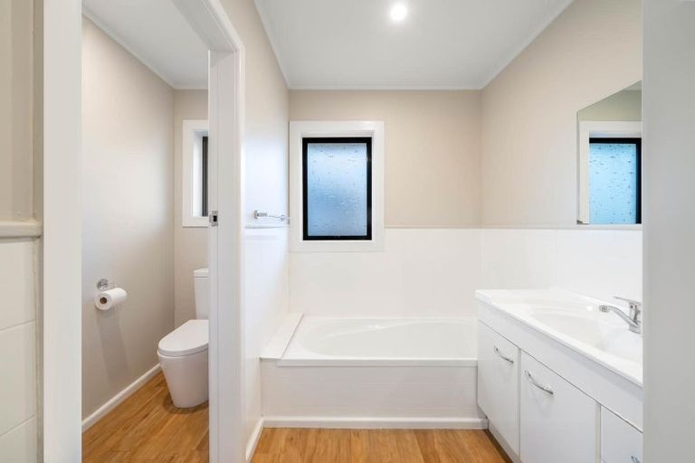 Photo of property in 60 Blankney Street, Hornby, Christchurch, 8042