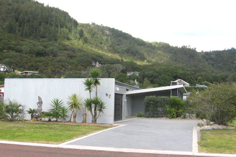 Photo of property in 40 Pauanui Beach Road, Pauanui, Hikuai, 3579