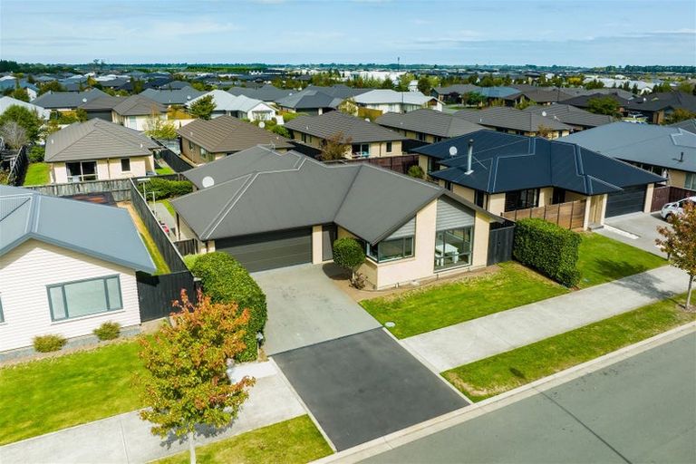 Photo of property in 14 Ridgeway Avenue, Rolleston, 7615