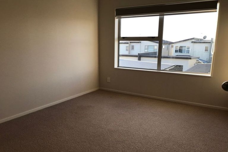 Photo of property in 96 Flat Bush School Road, Flat Bush, Auckland, 2019