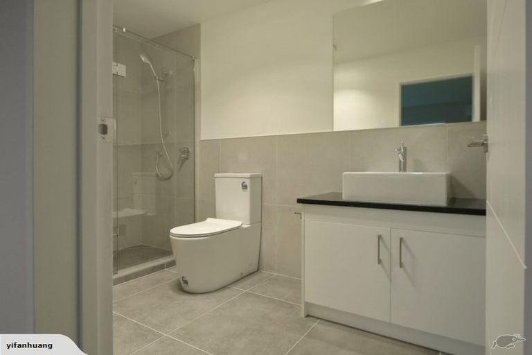 Photo of property in 27 Meritage Lane, Te Atatu South, Auckland, 0610