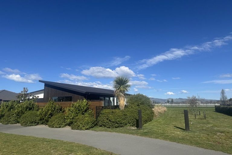 Photo of property in 55 Manakura Street, Broomfield, Christchurch, 8042