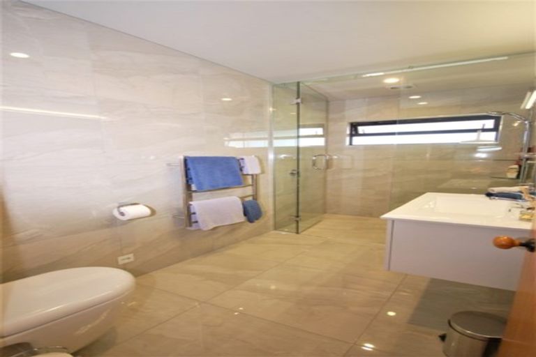 Photo of property in 11 Krissell Place, Acacia Bay, Taupo, 3330