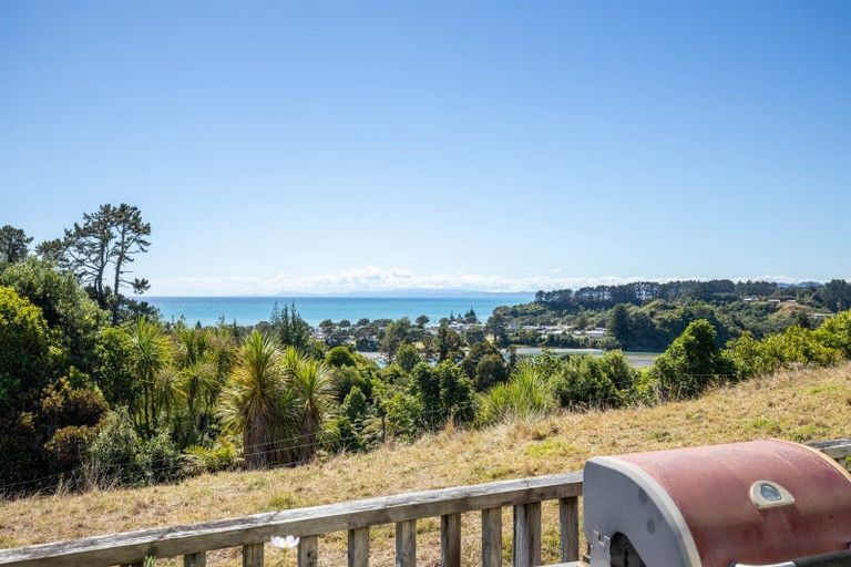 Photo of property in 4 Te Rangi Hiroa Place, Urenui, 4375