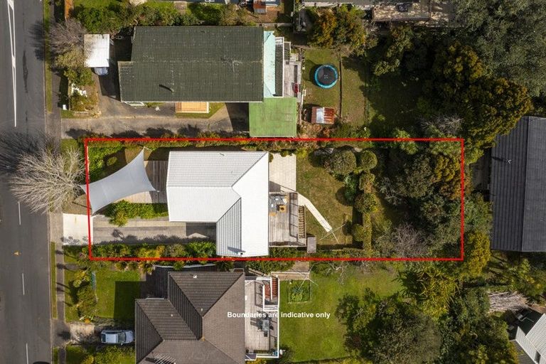 Photo of property in 6 Monarch Avenue, Hillcrest, Auckland, 0627