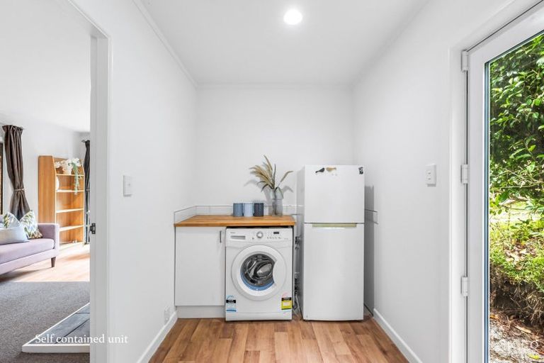 Photo of property in 15 Elmslie Road, Pinehaven, Upper Hutt, 5019