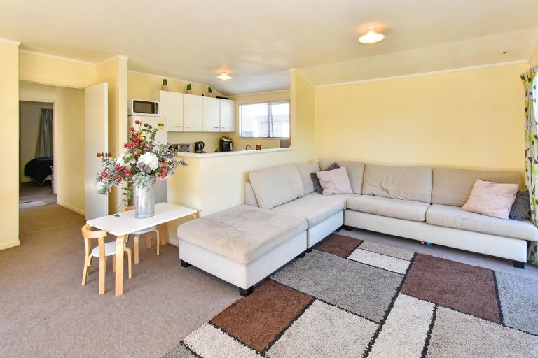 Photo of property in 3/22 Great South Road, Papakura, 2110