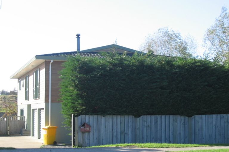 Photo of property in 191 Mazengarb Road, Paraparaumu, 5032