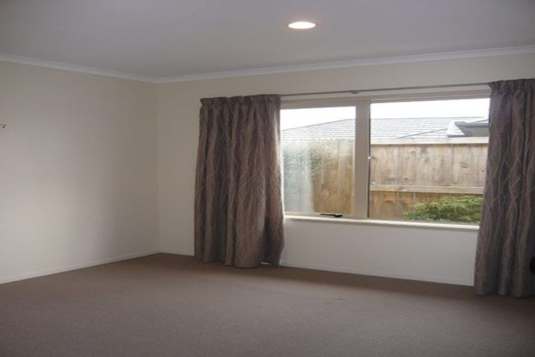 Photo of property in 129 Saint James Drive, Huntington, Hamilton, 3210