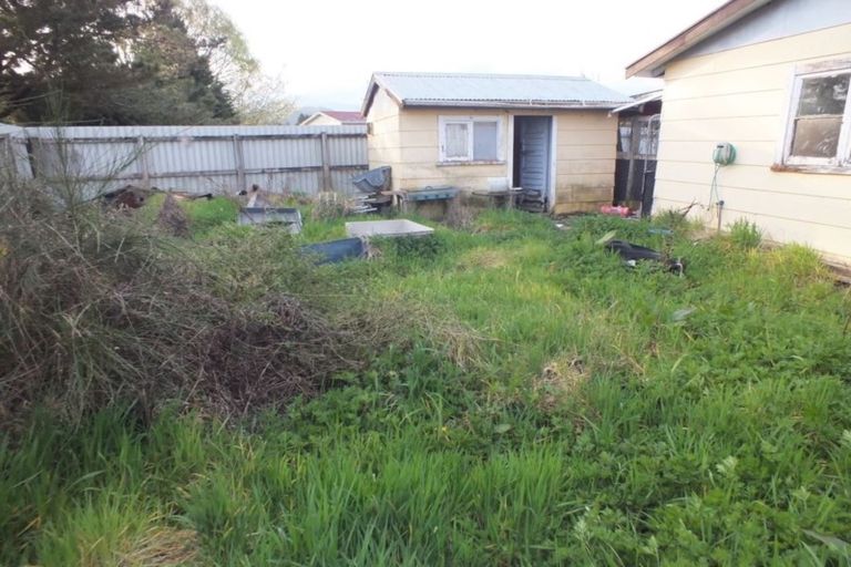 Photo of property in 3 Conlon Street, Reefton, 7830
