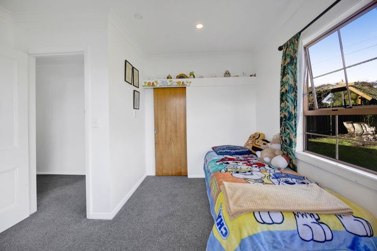 Photo of property in 9 Standish Street, Midhirst, Stratford, 4394