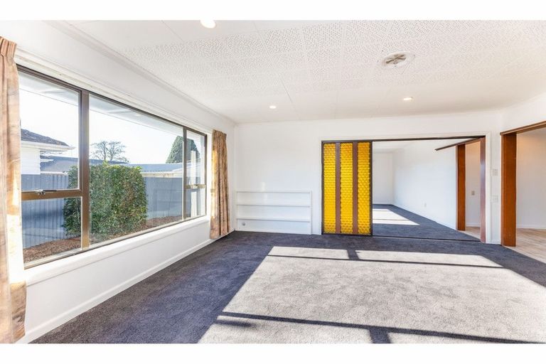 Photo of property in 39 Branston Street, Hornby, Christchurch, 8042