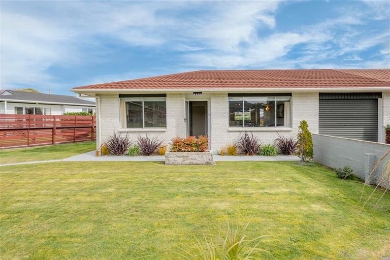 Photo of property in 22 Matai Street, Waikanae, 5036
