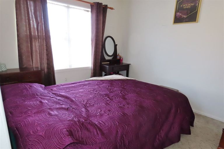 Photo of property in 95 Tiro Tiro Road, Levin, 5510