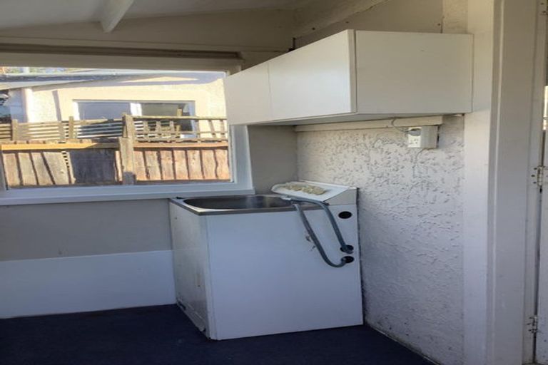 Photo of property in 13 Manning Place, Woolston, Christchurch, 8023