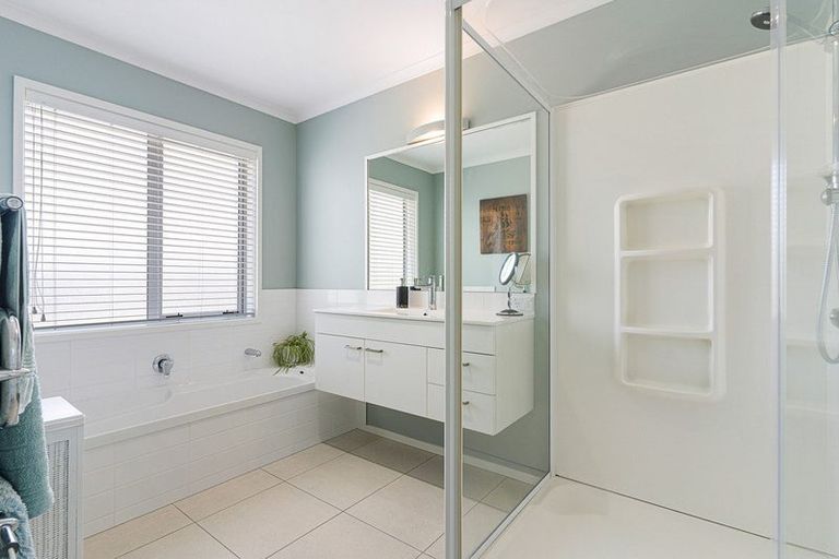 Photo of property in 119 Oriental Parade, Papamoa Beach, Papamoa, 3118