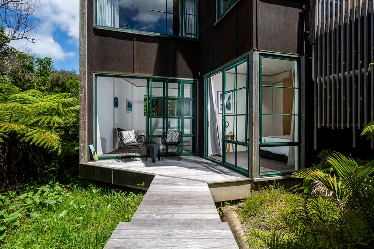 Photo of property in 6 Gannet Point, Rothesay Bay, Auckland, 0630