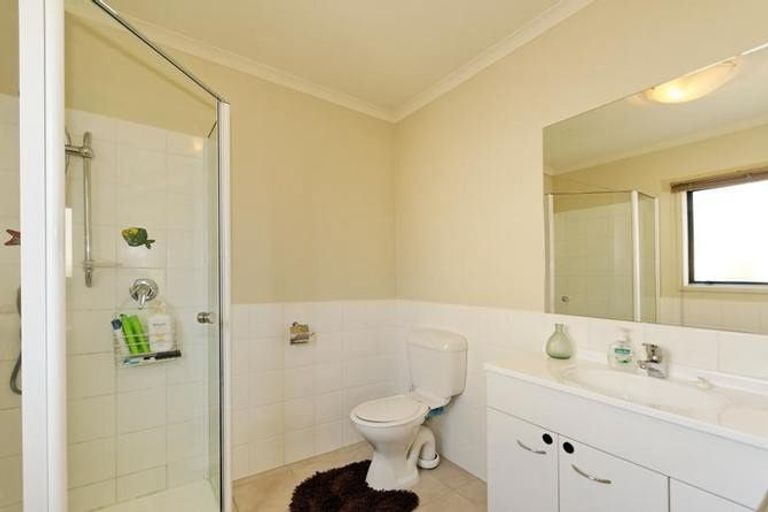 Photo of property in St Claire Village, 119/172 Mcleod Road, Te Atatu South, Auckland, 0610