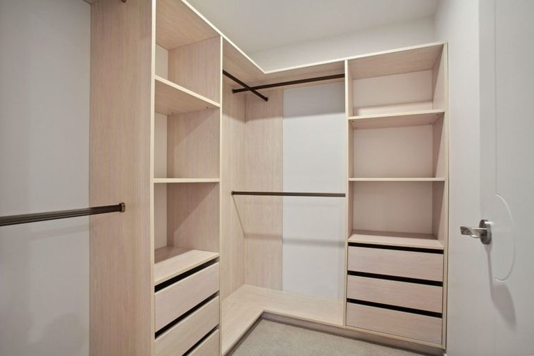 Photo of property in 37b Sorrel Crescent, Bucklands Beach, Auckland, 2012