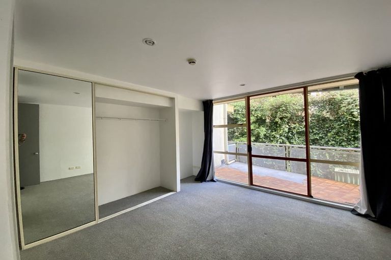 Photo of property in Sirocco Apartments, 608/8u Church Street, Wellington Central, Wellington, 6011