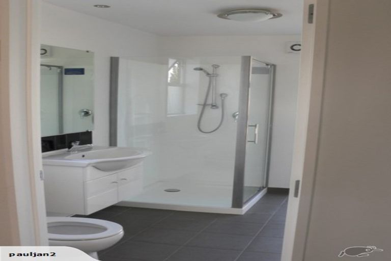 Photo of property in 2/55 Thackeray Place, Waltham, Christchurch, 8023