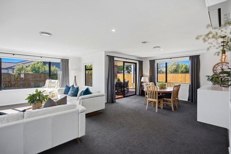 Photo of property in 16 Thomas Way, Brightwater, 7022