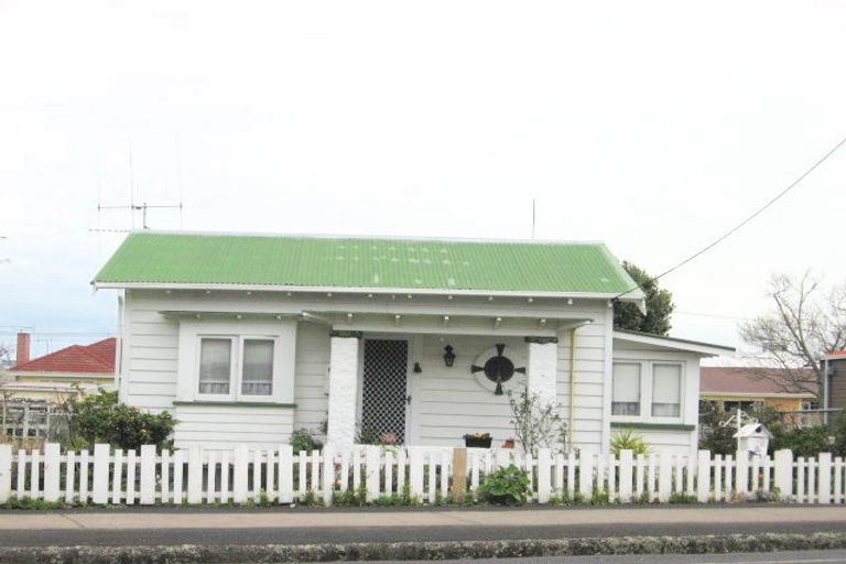 Photo of property in 811 Rolleston Street, Thames, 3500