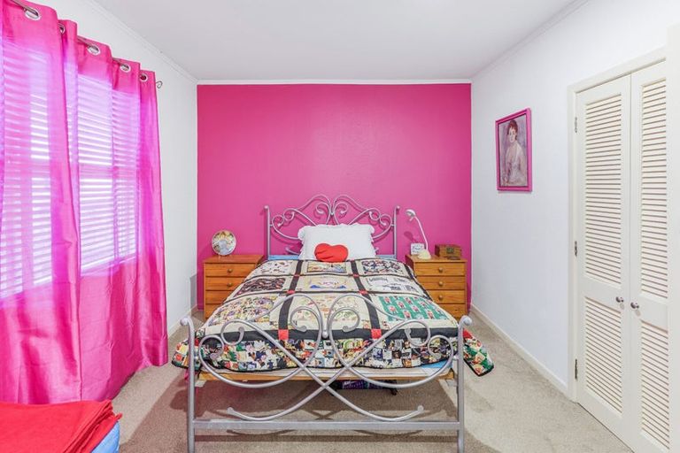 Photo of property in 15 Kelvin Place, Hamilton East, Hamilton, 3216