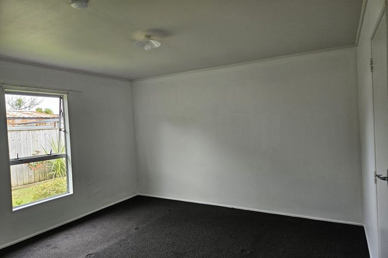 Photo of property in 3/10 Aubrey Street, Waitara, 4320