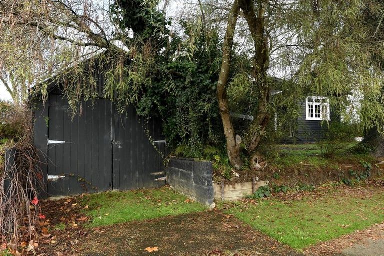 Photo of property in 329 Kihikihi Road, Te Awamutu, 3800