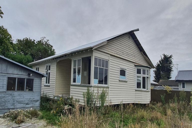 Photo of property in 18 Edward Street, Waimate, 7924