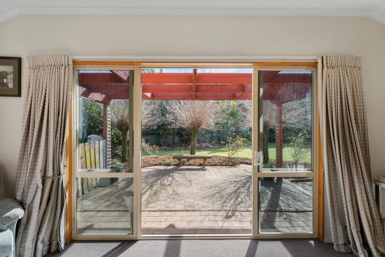 Photo of property in 21 Harcourt Place, Wakefield, 7025