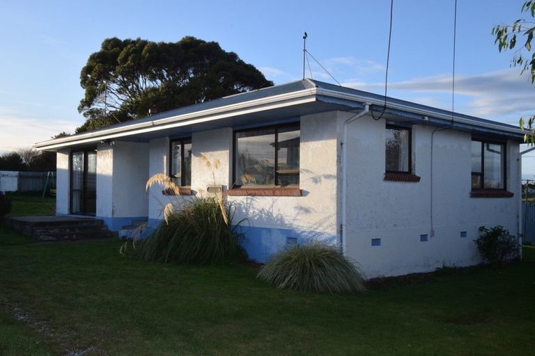 Photo of property in 28 Wicklow Street, Clifton, Invercargill, 9812