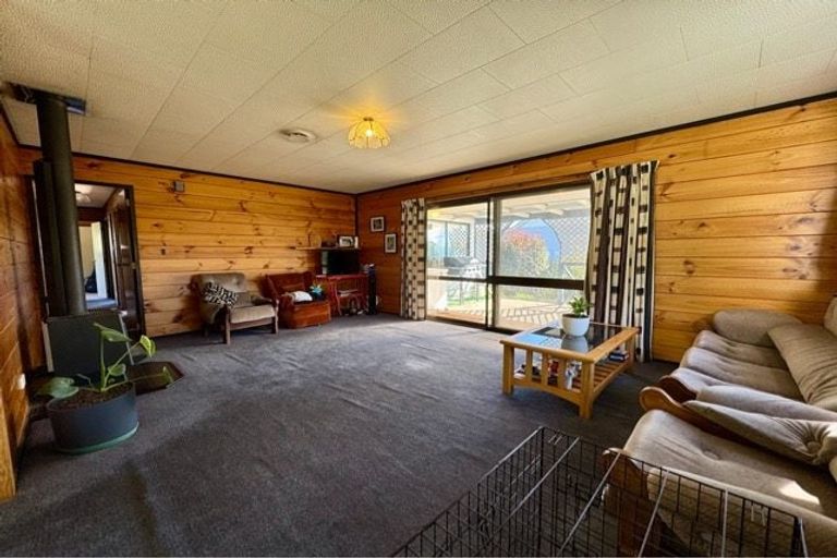 Photo of property in 20 Esther Street, Martinborough, 5711