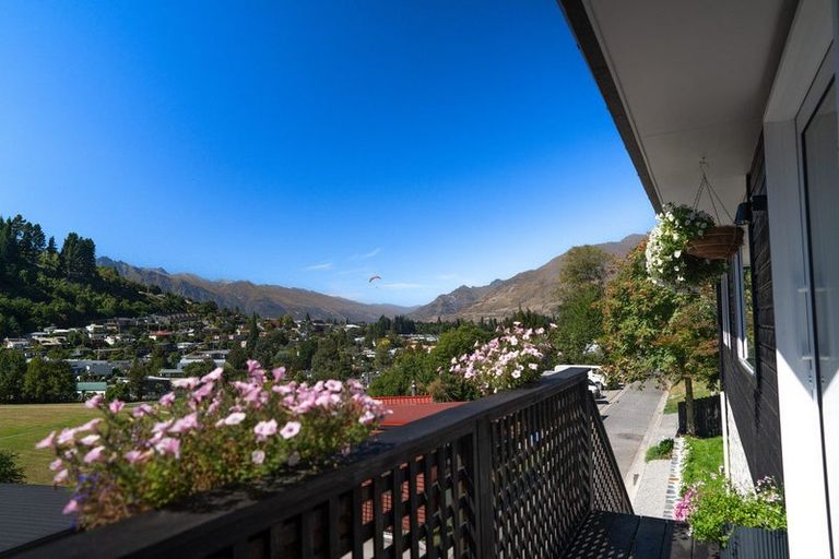 Photo of property in 54 Huff Street, Queenstown, 9300