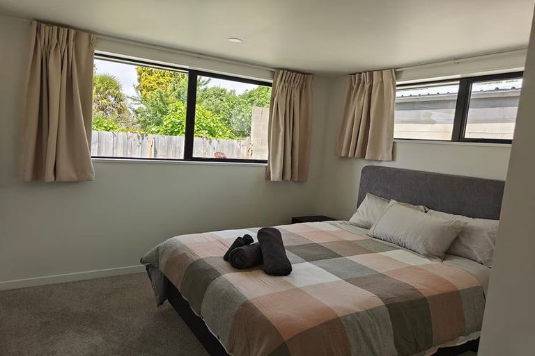 Photo of property in 6d Avonhead Road, Avonhead, Christchurch, 8042