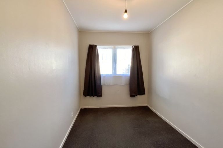 Photo of property in 2/95a Freyberg Street, Lyall Bay, Wellington, 6022