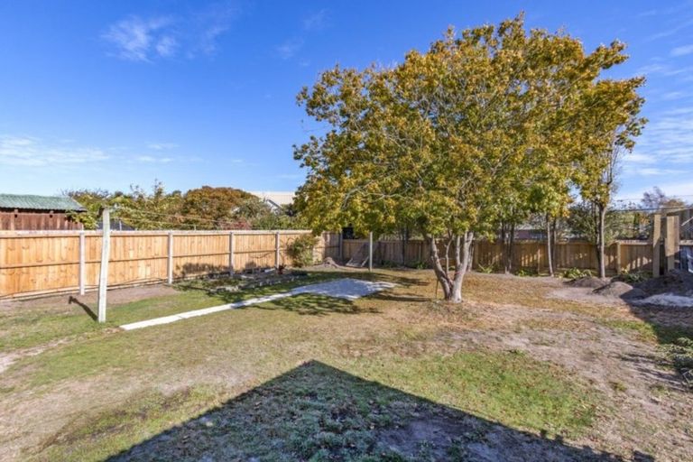 Photo of property in 27 Carlsen Street, Burwood, Christchurch, 8083