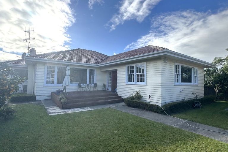 Photo of property in 4 Osier Road, Greenmeadows, Napier, 4112