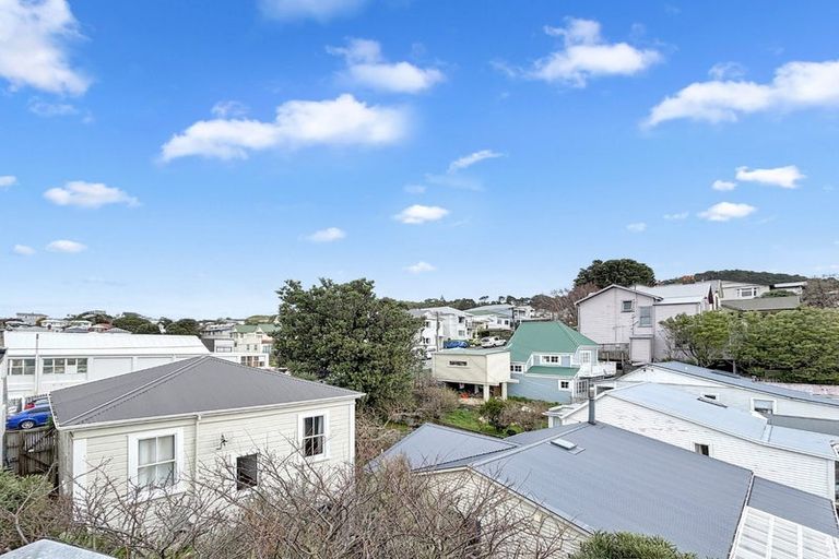Photo of property in Masina Apartments, 305/80 Riddiford Street, Newtown, Wellington, 6021