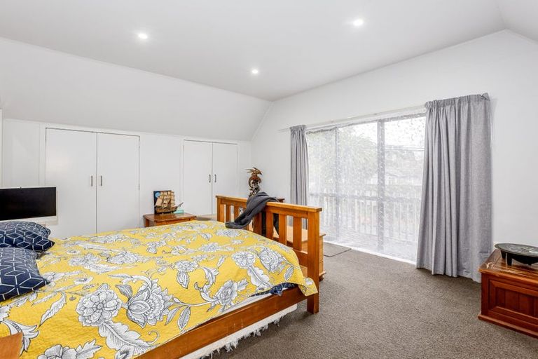 Photo of property in 21 Mangaroa Hill Road, Maoribank, Upper Hutt, 5018