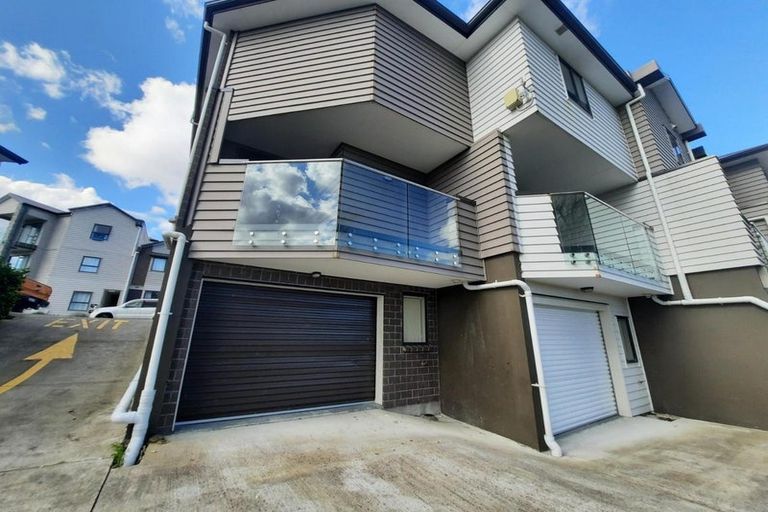 Photo of property in 18 Wallson Crescent, Wiri, Auckland, 2104