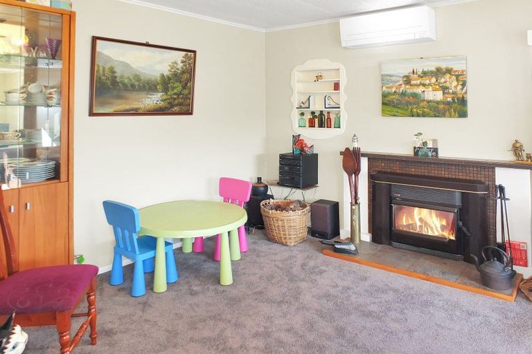 Photo of property in 38 Hennessy Street East, Foxton Beach, Foxton, 4815