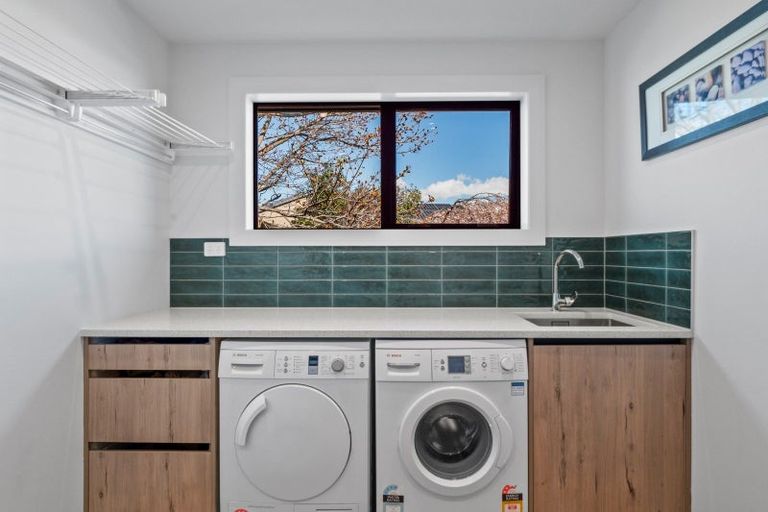 Photo of property in 15 Bracken Street, Arrowtown, 9302