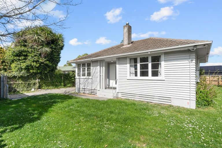 Photo of property in 87 Hoani Street, Northcote, Christchurch, 8052