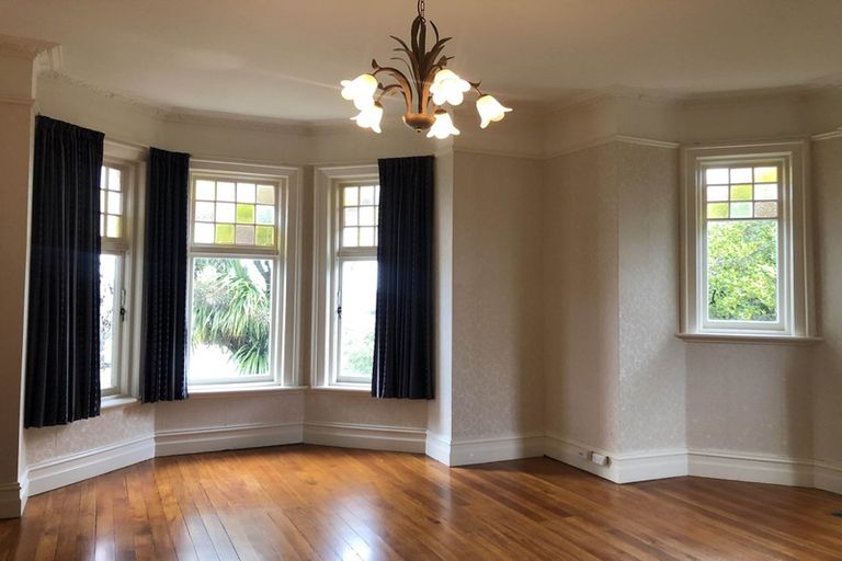 Photo of property in Claremont House, 24 Melrose Street, Roslyn, Dunedin, 9010