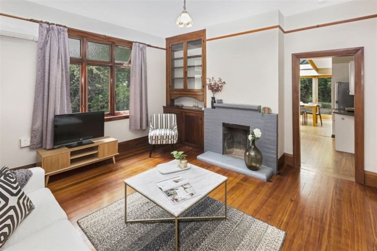 Photo of property in 26 Gamblins Road, Saint Martins, Christchurch, 8022