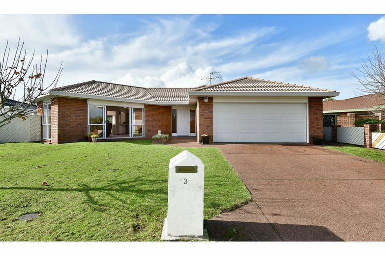 Photo of property in 3 Settlers Grove, Orewa, 0931