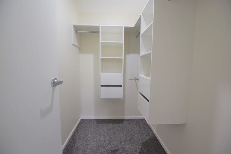 Photo of property in 71a Fruitvale Road, New Lynn, Auckland, 0600