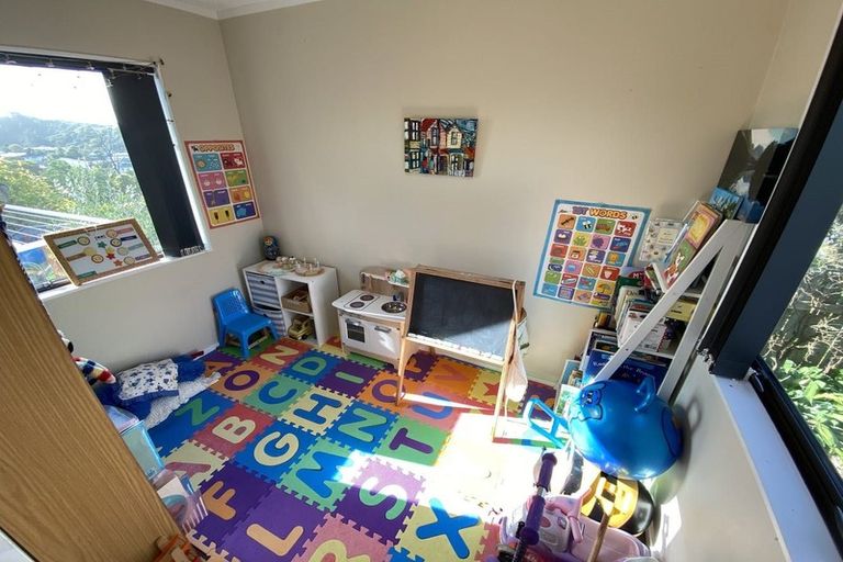 Photo of property in 215 Staithes Drive South, Whitby, Porirua, 5024